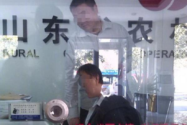 河北南網(wǎng)首次移動(dòng)直流融冰演練在滄州完成
