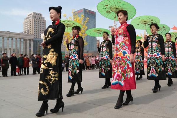 【搶先看】2015華為中國合作伙伴大會圓桌論壇精彩呈現(xiàn)